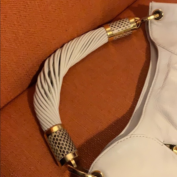 Michael Kors Tonne Hobo Bag - Picture 4 of 11